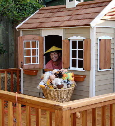 sturdy deck for playhouse